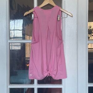 Gap dry open back pink tank top muscle tee sleeveless exercise top round neck